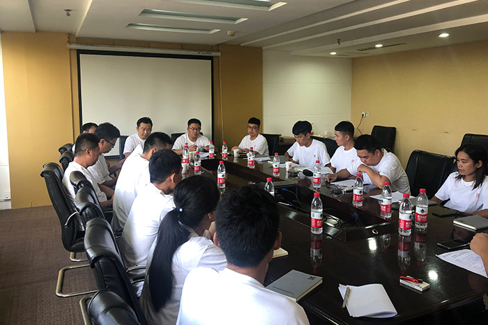 河南货架厂团建会议现场